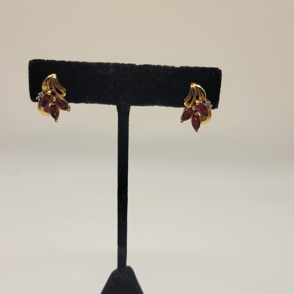 Vintage Gold tone Red Glass Pierced Earrings